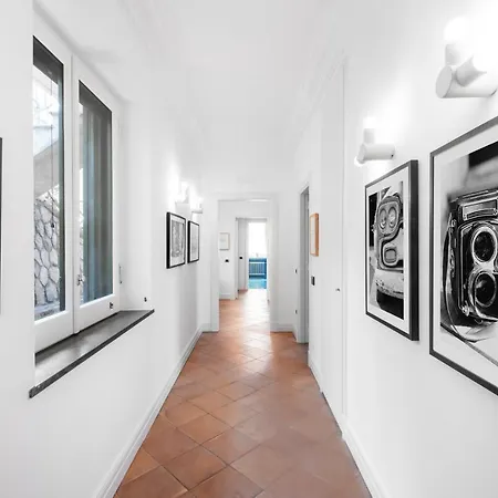 & Else Guest house