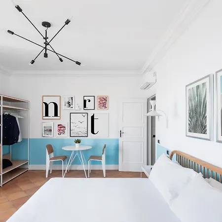 & Else Guest house *