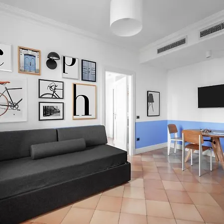 & Else Guest house